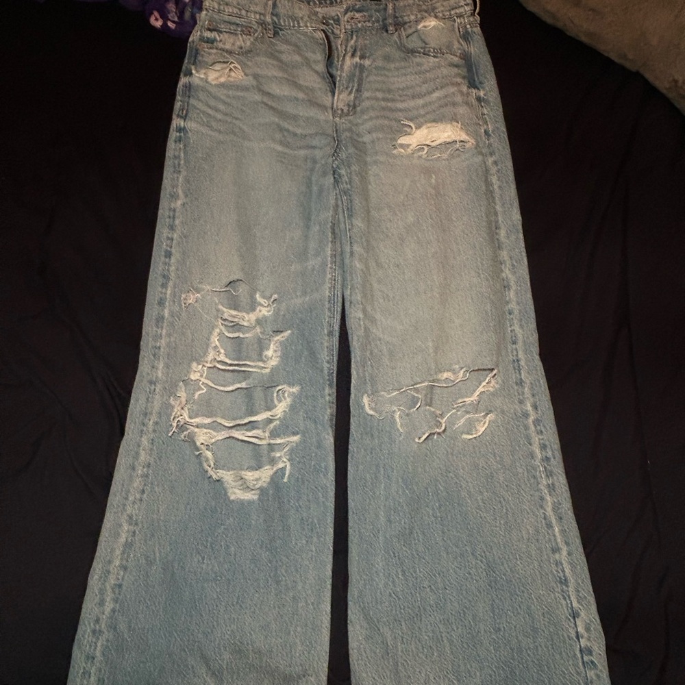 American Eagle, Distressed, Baggy Jeans